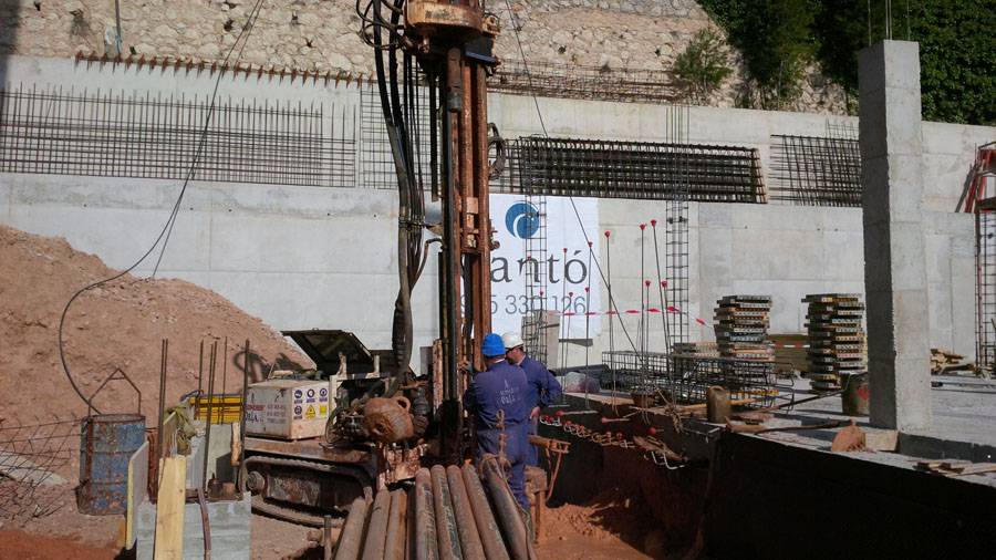 CONSTRUCCIÓN DE CHALET EN ALCOY CON CLIMATIZACIÓN DE GEOTERMIA